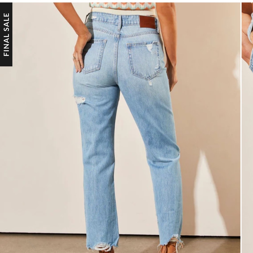 Cropped Distressed High Rise Jeans - Picture 3 of 9
